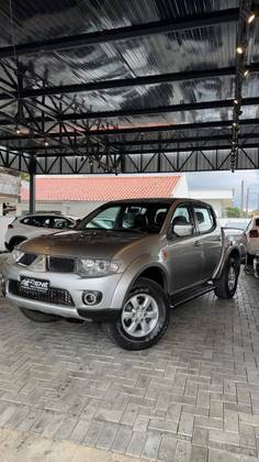 MITSUBISHI L200 TRITON 3.2 HPE 4X4 CD 16V TURBO INTERCOOLER DIESEL 4P AUTOMÁTICO MITSUBISHI L200 TRITON 3.2 HPE 4X4 CD 16V TURBO INTERCOOLER DIESEL 4P AUTOMÁTICO